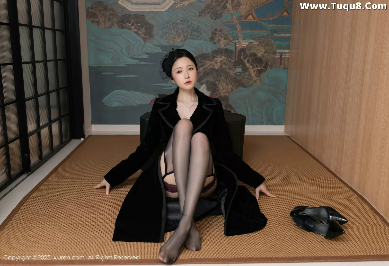 [[XiuRen秀人网]秀人网]No.10564_模特鱼子酱Fish性感黑色情趣内衣配黑丝吊袜秀曼妙身姿诱惑写真80P