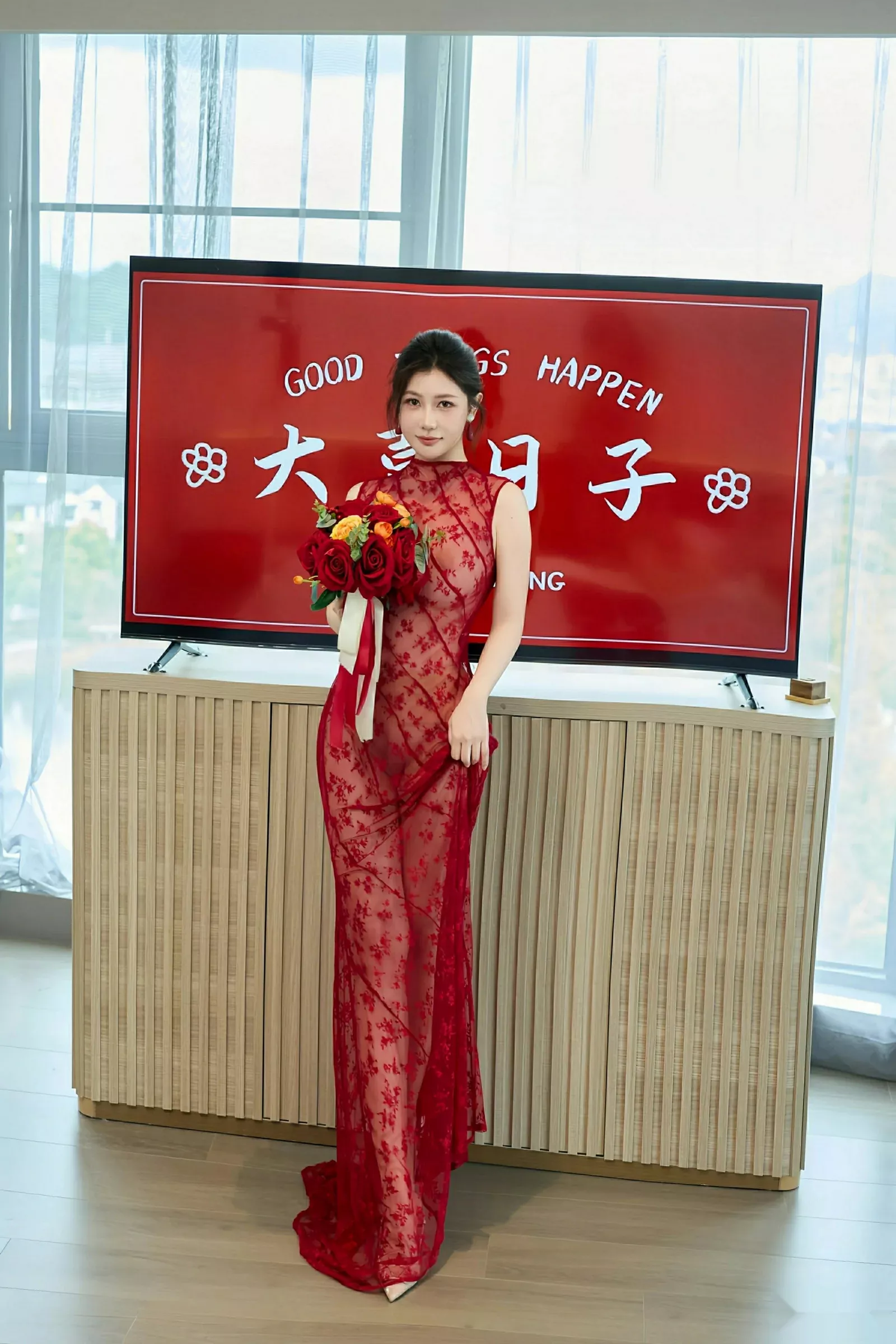 [[XiuRen秀人网]秀人网]No.10578_模特尹甜甜性感红色新娘晨袍配肉色丝袜秀完美身材迷人诱惑写真69P