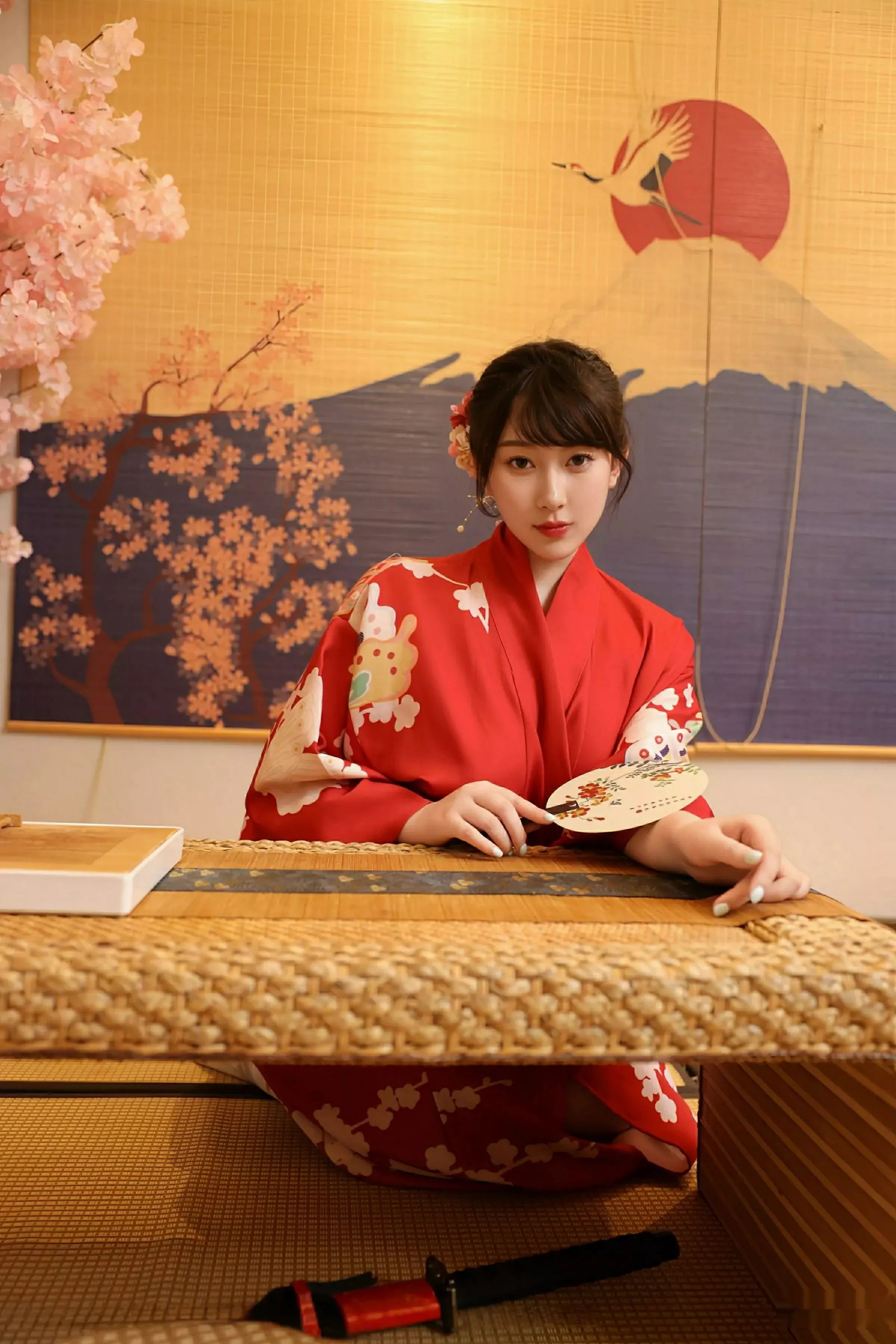 [[XiuRen秀人网]秀人网]No.10624_模特李沁恩lrene性感日系风红色服饰半脱秀丰腴身材惹火诱惑写真69P