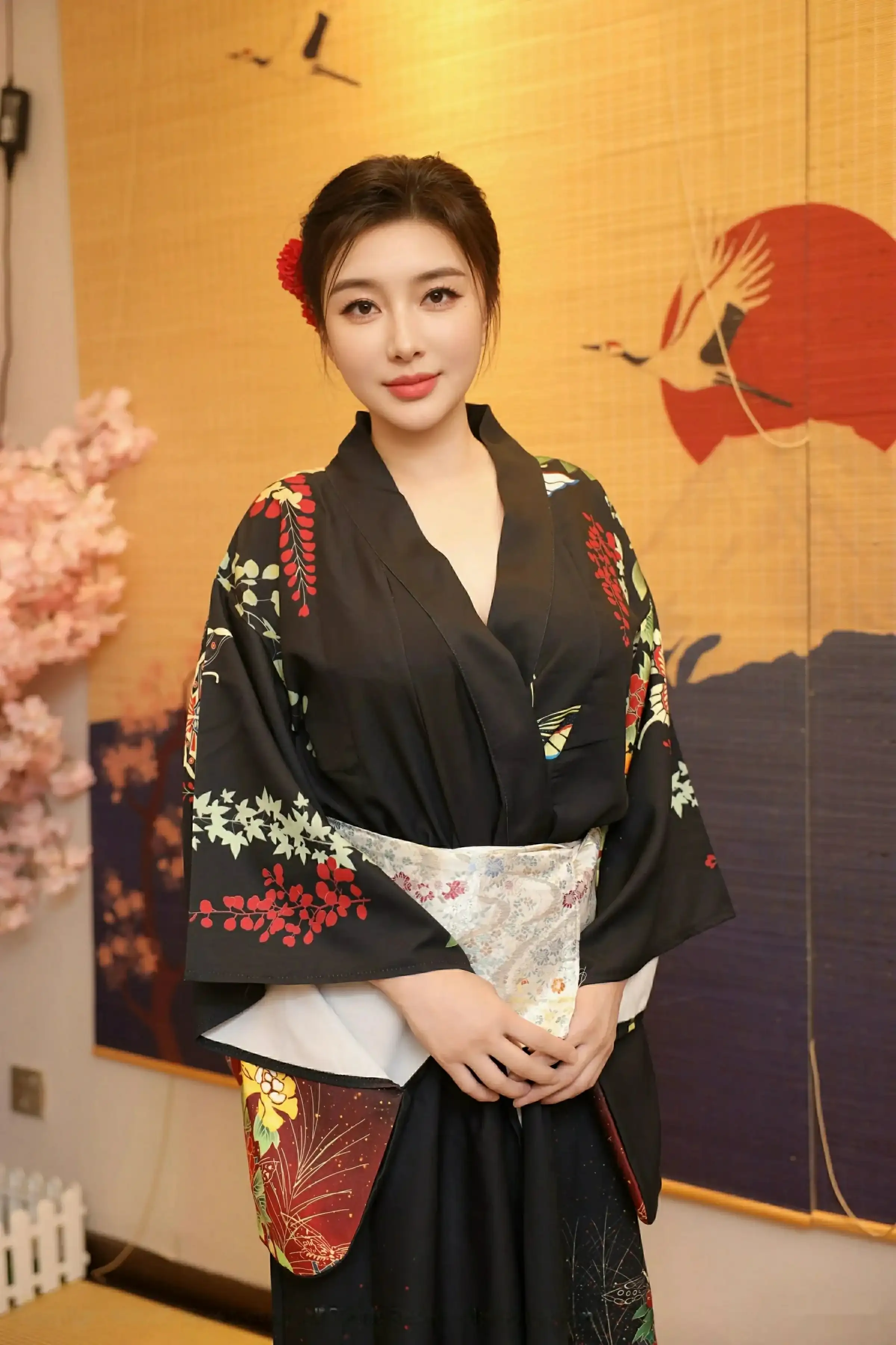 [[XiuRen秀人网]秀人网]No.10627_模特苏一诺性感日系黑色服饰露红色内衣秀曼妙身材迷人诱惑写真80P