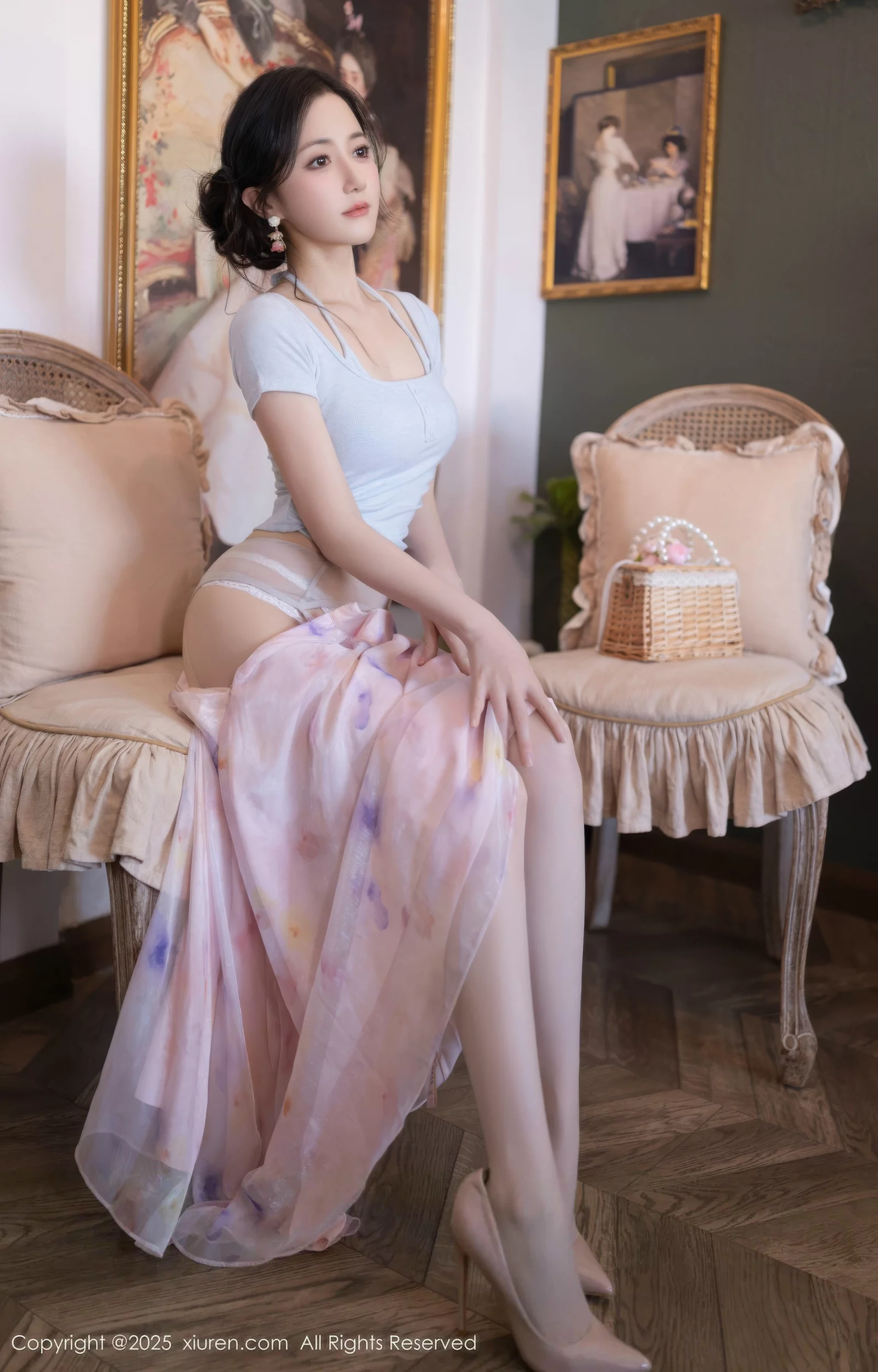 [[XiuRen秀人网]秀人网]No.10656_模特鱼子酱Fish性感粉色薄纱裙露开档肉丝秀曼妙身姿诱惑写真80P