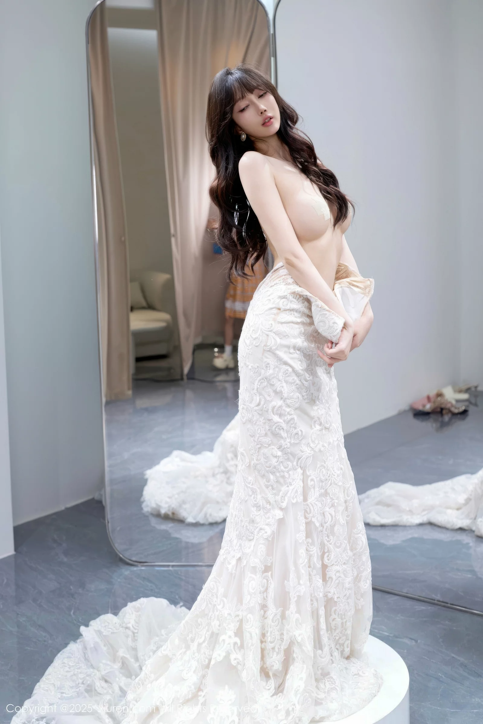 [[XiuRen秀人网]秀人网]No.10663_模特玥儿玥er私房性感白色婚纱礼裙秀完美身材迷人诱惑写真58P