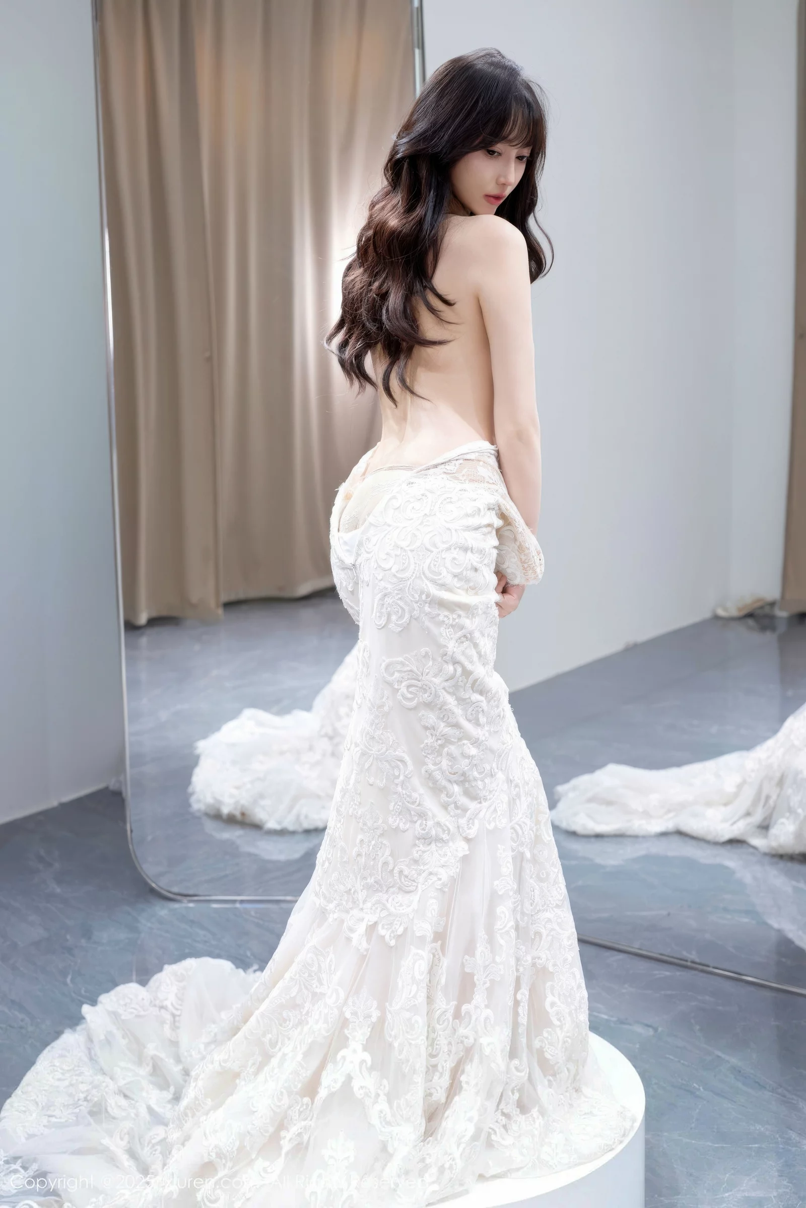[[XiuRen秀人网]秀人网]No.10663_模特玥儿玥er私房性感白色婚纱礼裙秀完美身材迷人诱惑写真58P