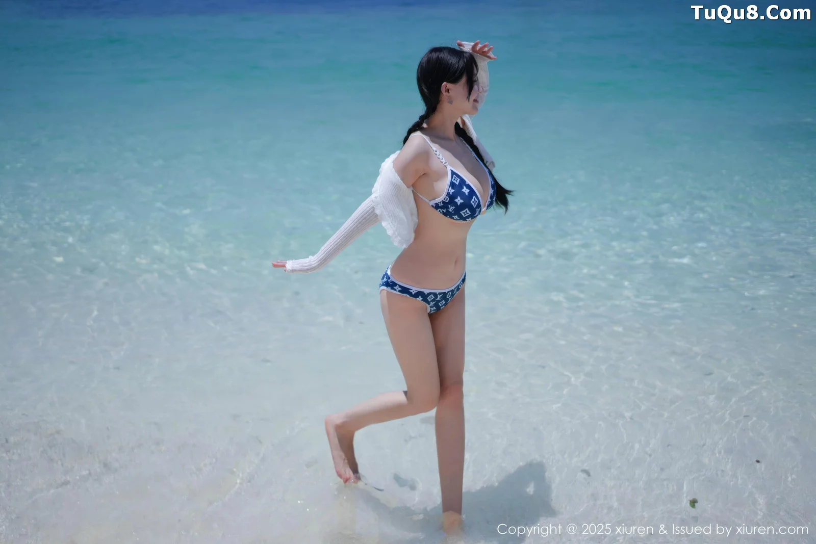 [[XiuRen秀人网]秀人网]No.10699_模特心上可Flora性感比基尼+黑色情趣薄纱秀丰满身材诱惑写真64P