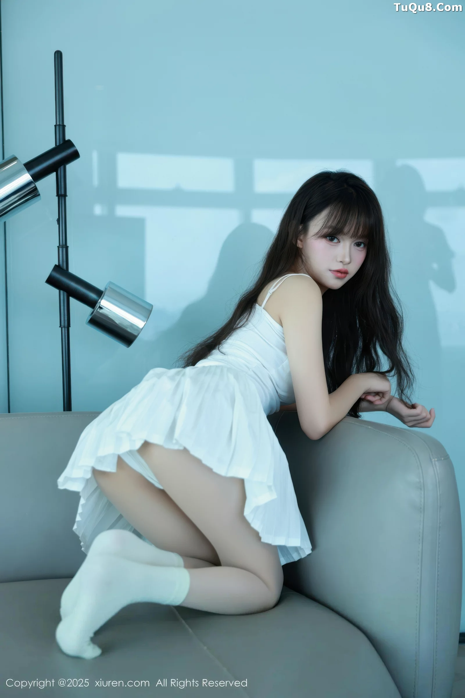 [[XiuRen秀人网]秀人网]No.10702_模特糯咪性感白色低胸连衣短裙配白色丝袜秀完美身材诱惑写真82P