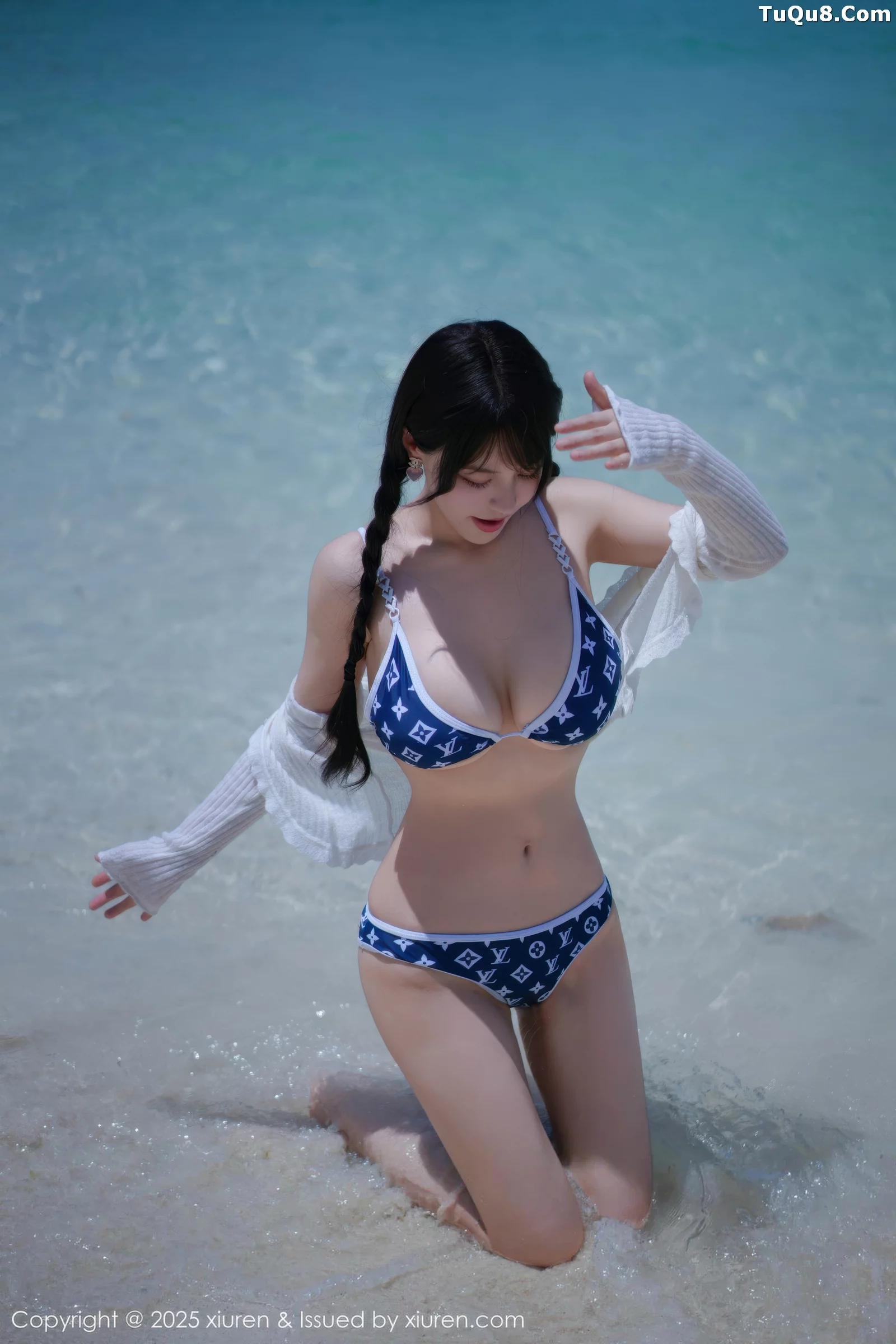 [[XiuRen秀人网]秀人网]No.10699_模特心上可Flora性感比基尼+黑色情趣薄纱秀丰满身材诱惑写真64P