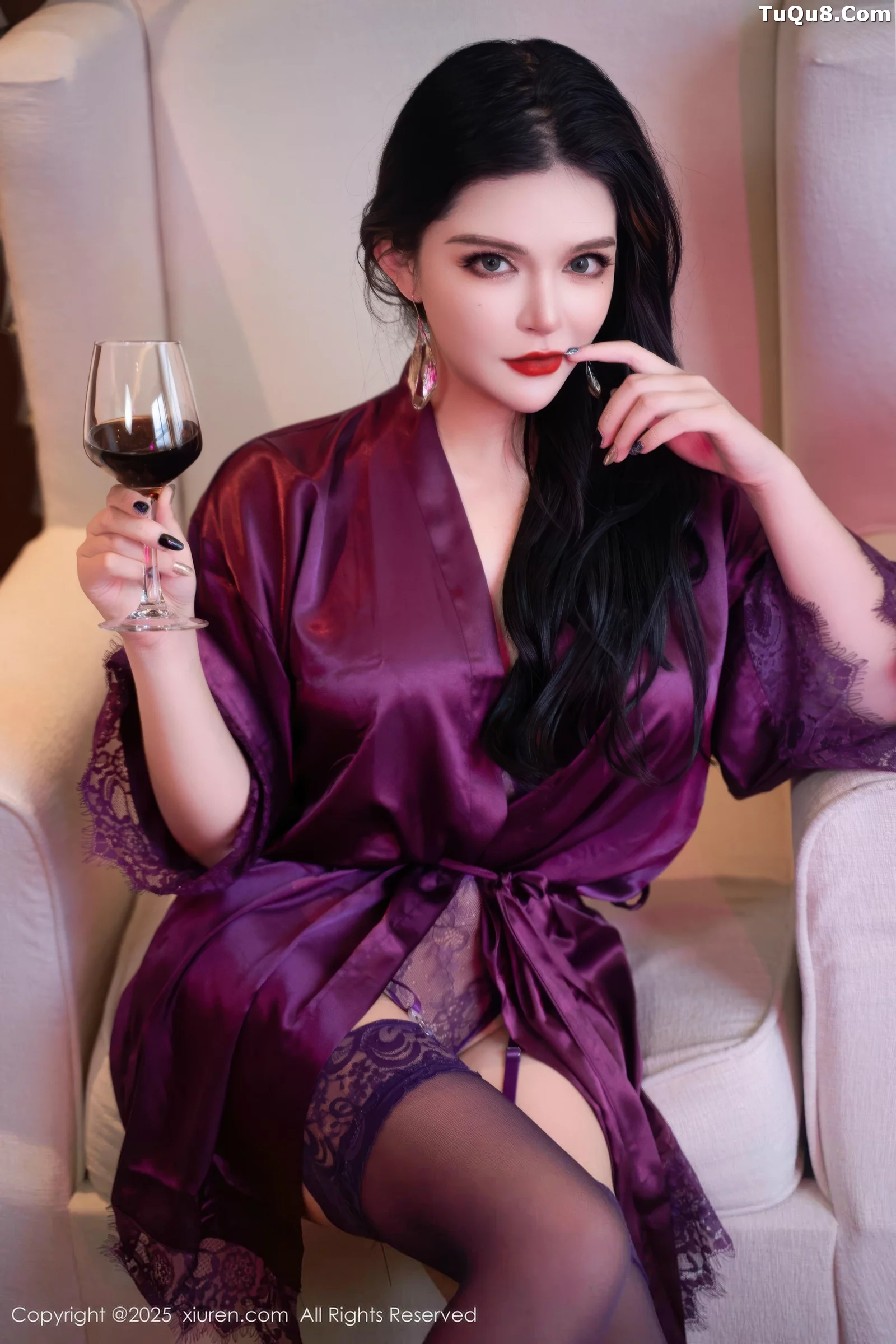 [[XiuRen秀人网]秀人网]No.10700_模特伊丽莎有点白性感紫色睡袍露紫色情趣内衣秀豪乳诱惑写真60P