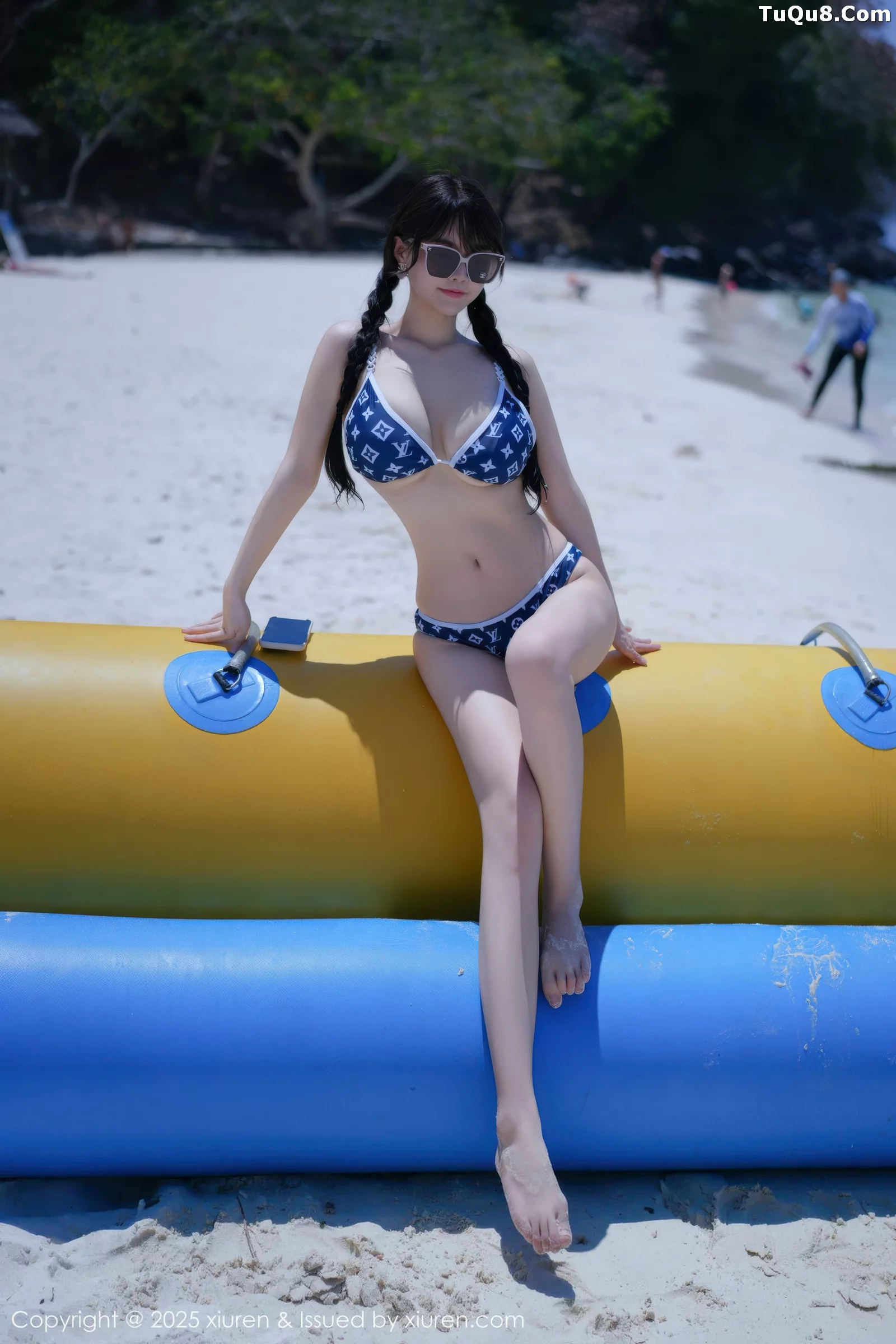 [[XiuRen秀人网]秀人网]No.10699_模特心上可Flora性感比基尼+黑色情趣薄纱秀丰满身材诱惑写真64P