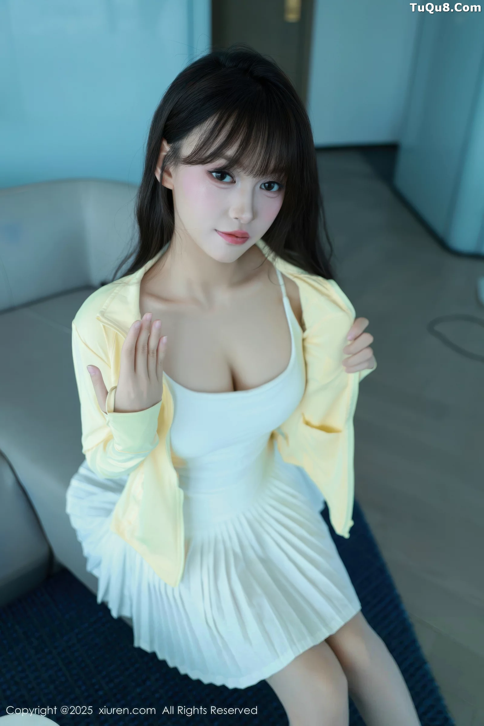 [[XiuRen秀人网]秀人网]No.10702_模特糯咪性感白色低胸连衣短裙配白色丝袜秀完美身材诱惑写真82P