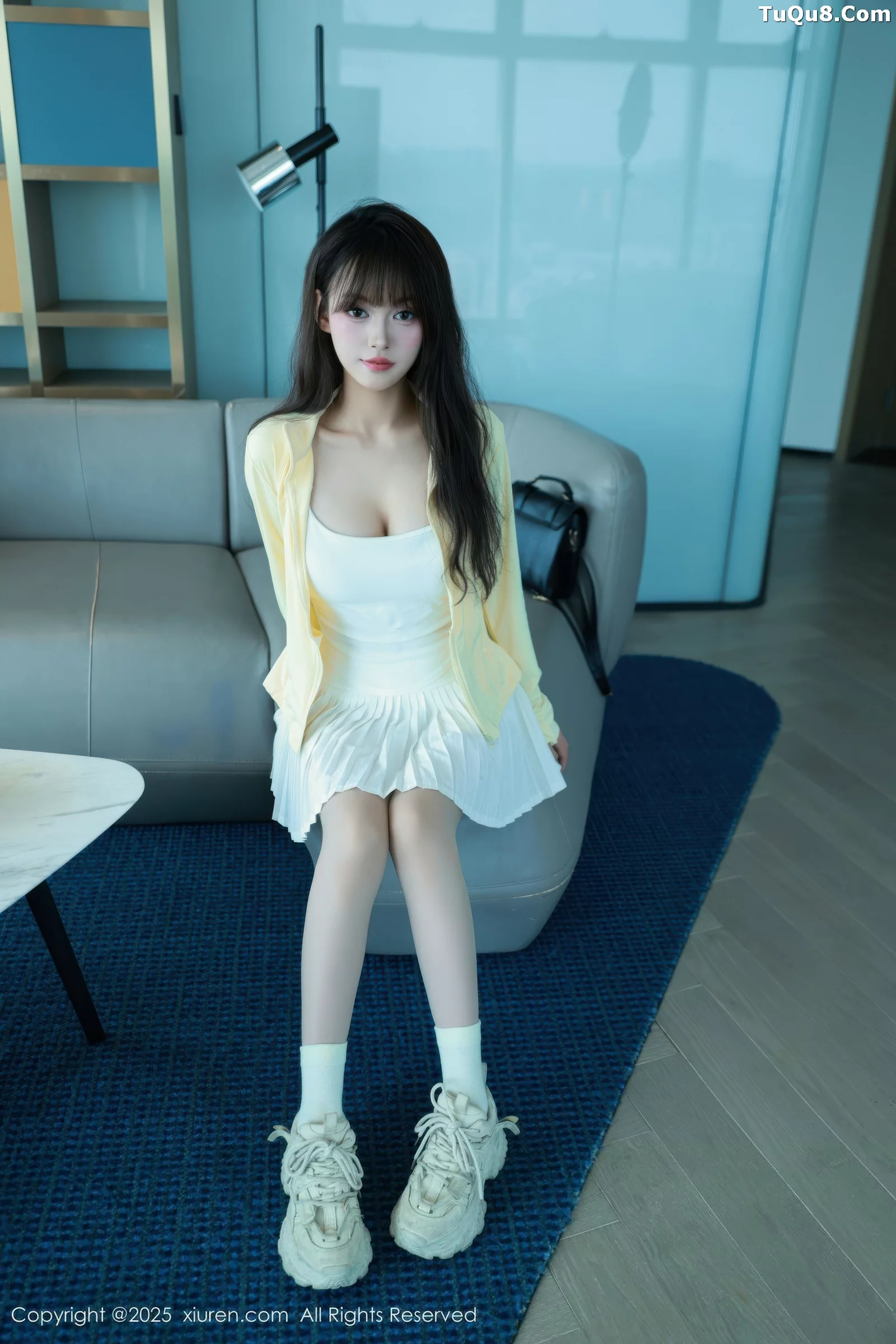 [[XiuRen秀人网]秀人网]No.10702_模特糯咪性感白色低胸连衣短裙配白色丝袜秀完美身材诱惑写真82P