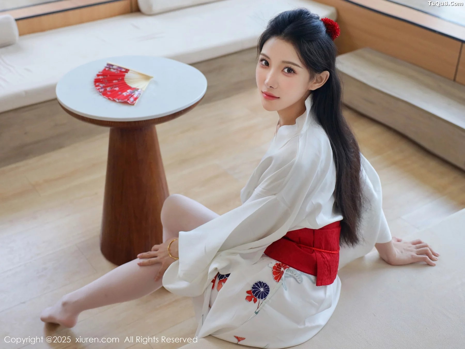 [[XiuRen秀人网]秀人网]No.10767_模特梨霜儿性感粉色蕾丝内衣配粉色丝袜秀丰腴身材迷人诱惑写真83P