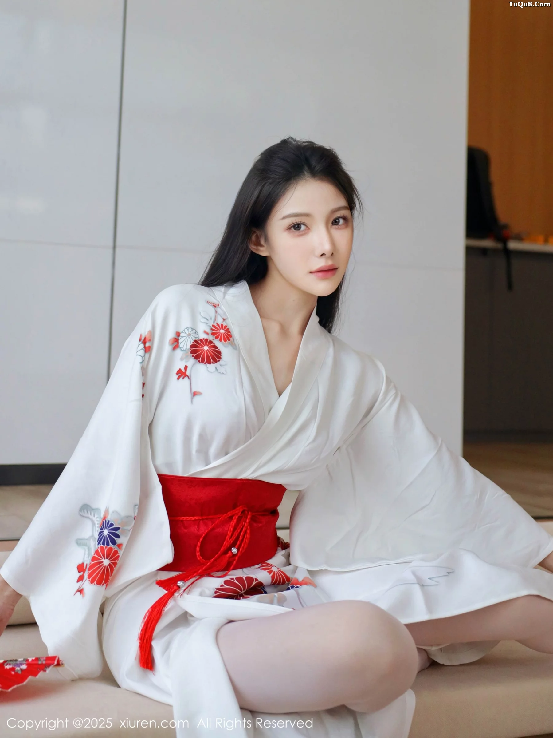 [[XiuRen秀人网]秀人网]No.10767_模特梨霜儿性感粉色蕾丝内衣配粉色丝袜秀丰腴身材迷人诱惑写真83P