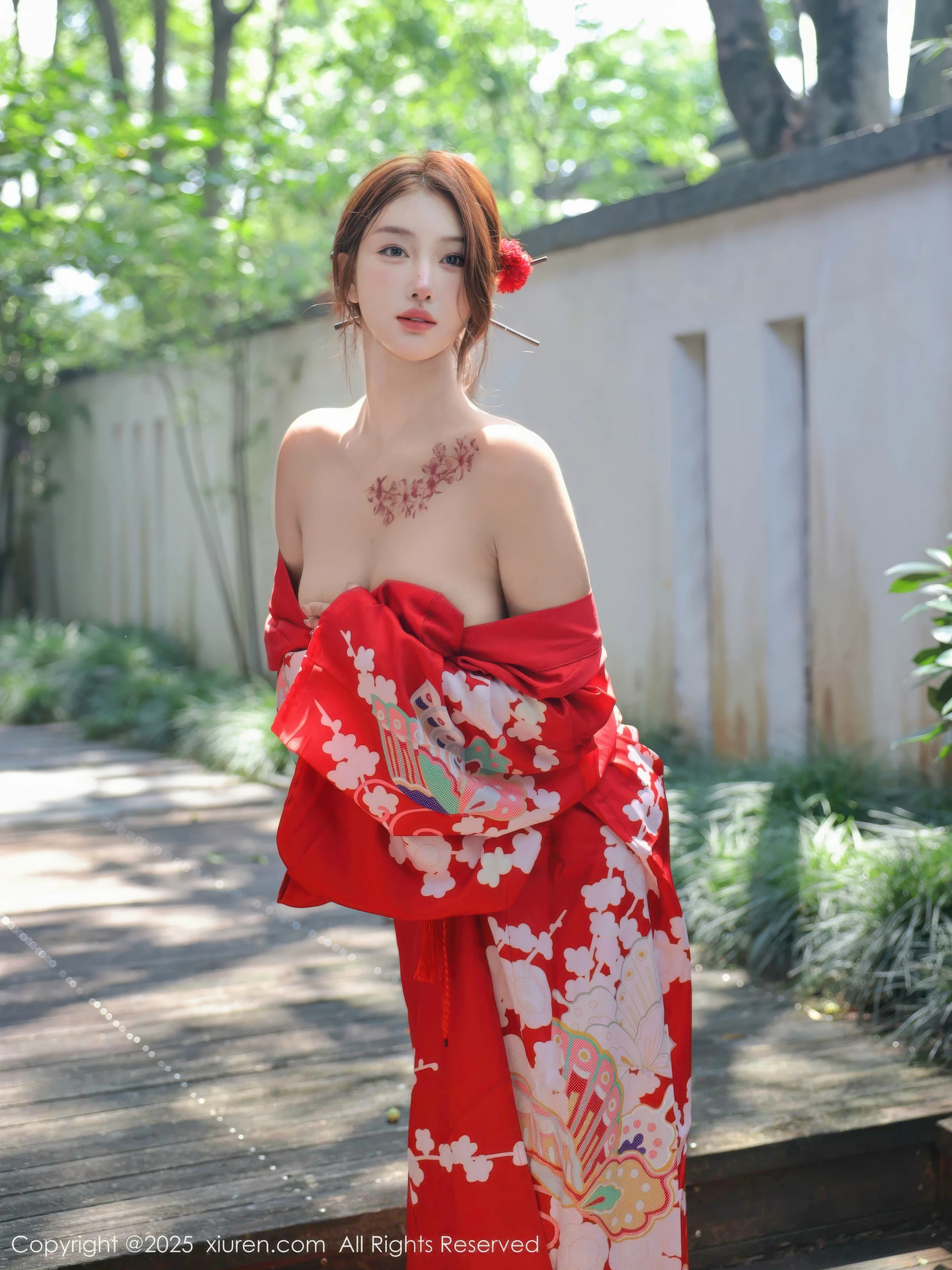 [[XiuRen秀人网]秀人网]No.10683_模特金允希Yuki户外性感红色和服半脱秀完美身材惹火诱惑写真80P