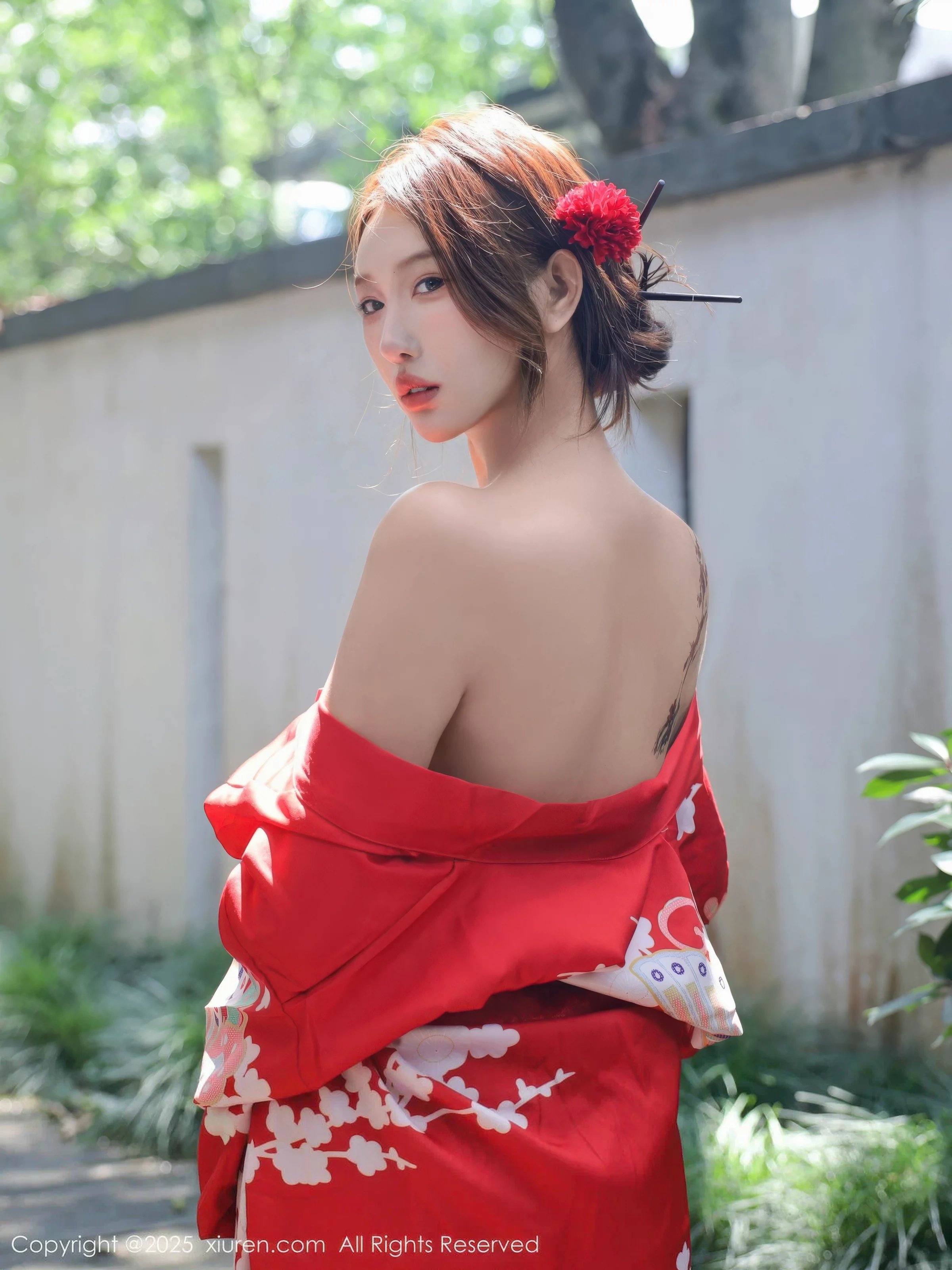 [[XiuRen秀人网]秀人网]No.10683_模特金允希Yuki户外性感红色和服半脱秀完美身材惹火诱惑写真80P