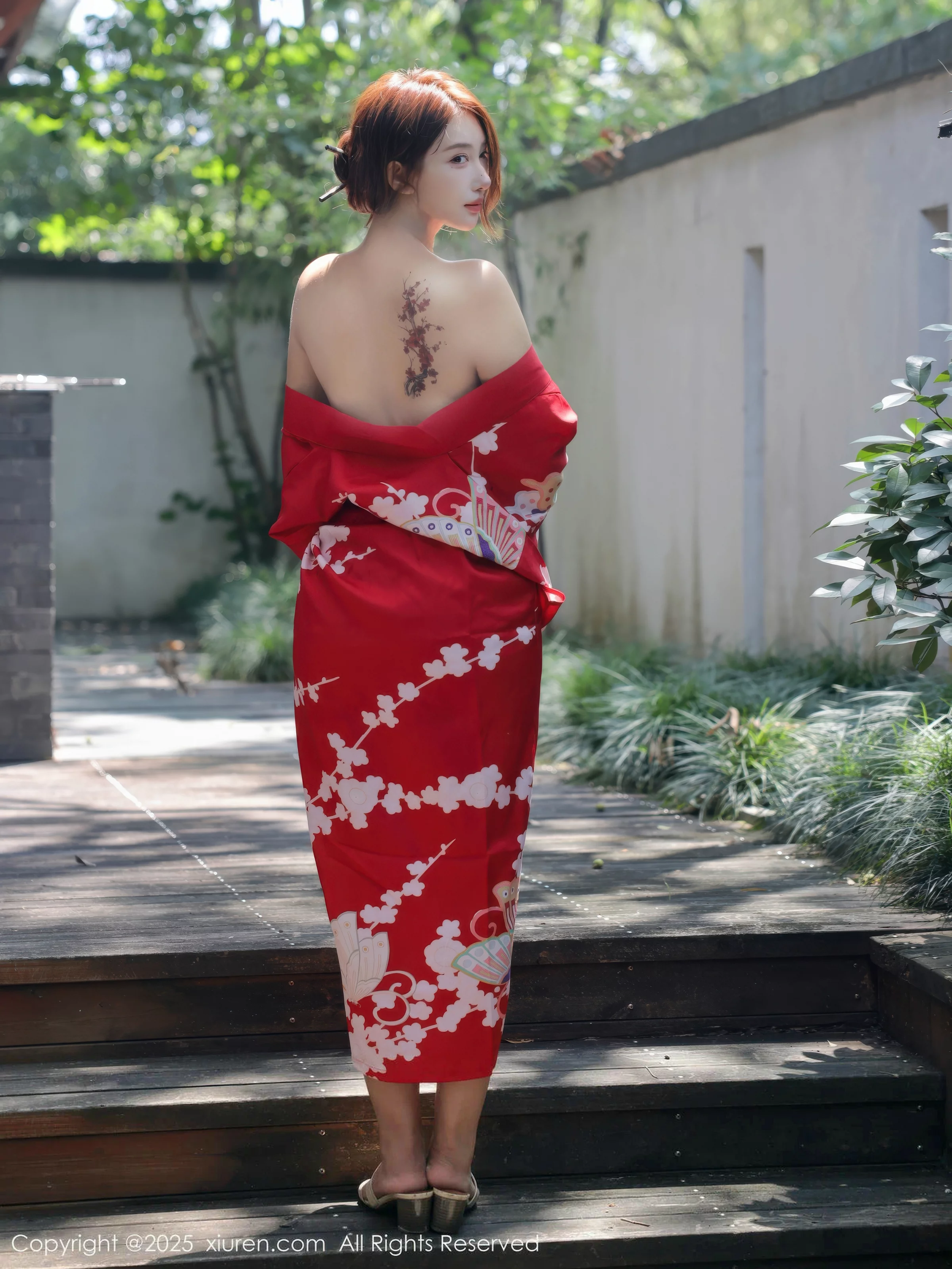 [[XiuRen秀人网]秀人网]No.10683_模特金允希Yuki户外性感红色和服半脱秀完美身材惹火诱惑写真80P