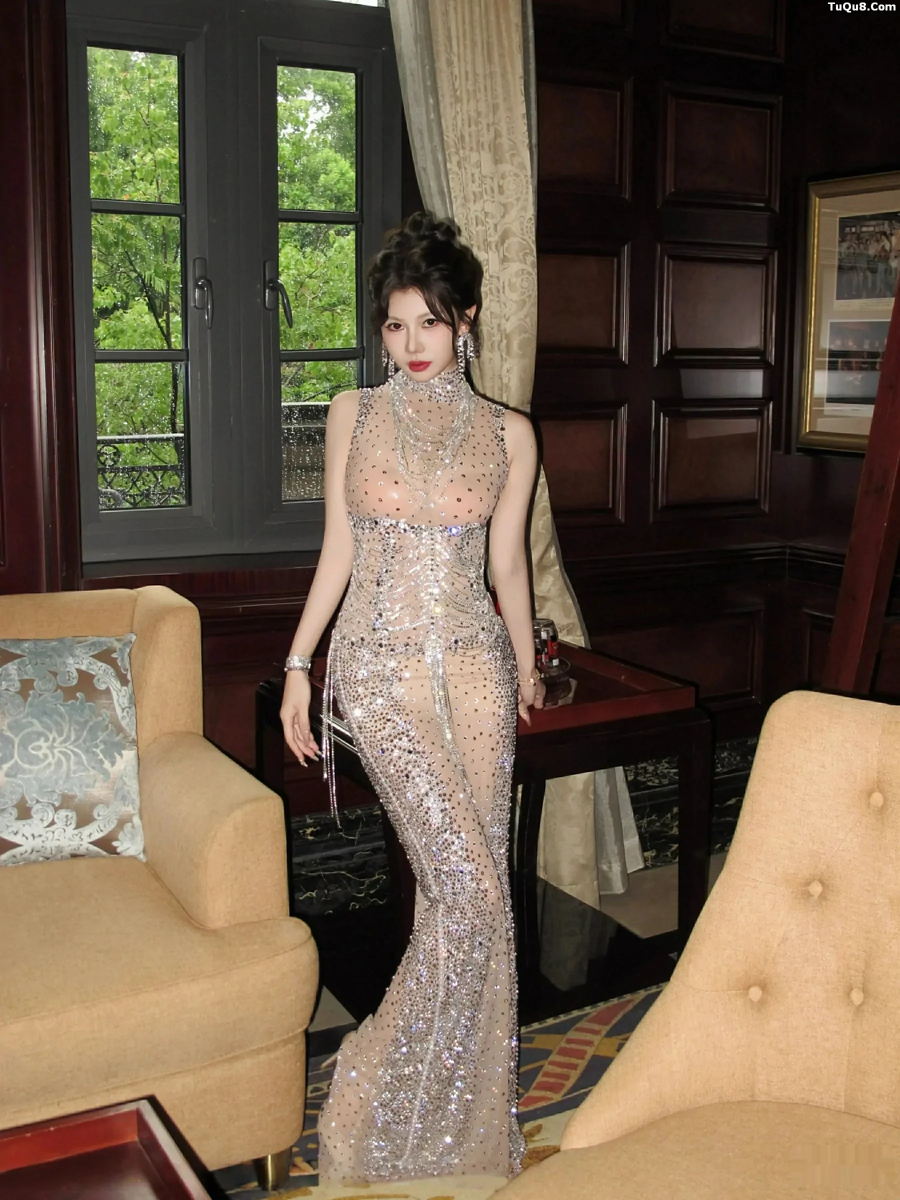 [[XiuRen秀人网]秀人网]No.10802_模特尹甜甜sunny性感薄透闪亮连衣长裙秀完美身材迷人诱惑写真88P