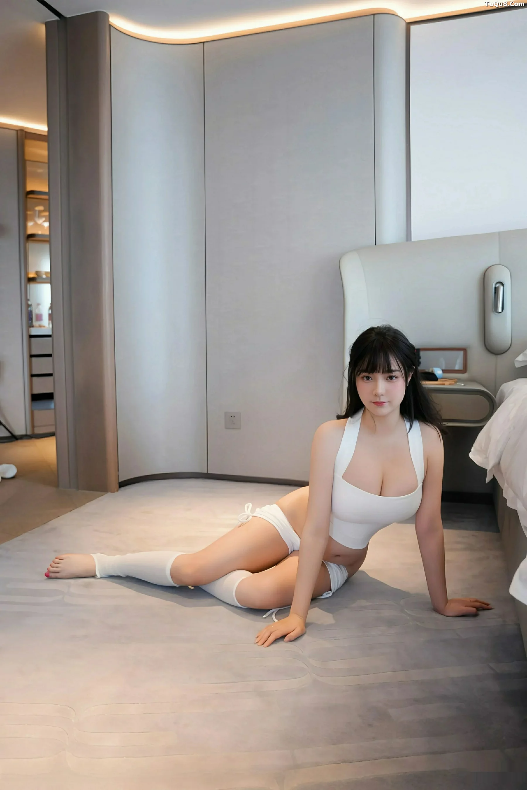 [[XiuRen秀人网]秀人网]No.10808_模特软情健身房场景性感白色运动服配白丝袜秀曼妙身姿诱惑写真81P