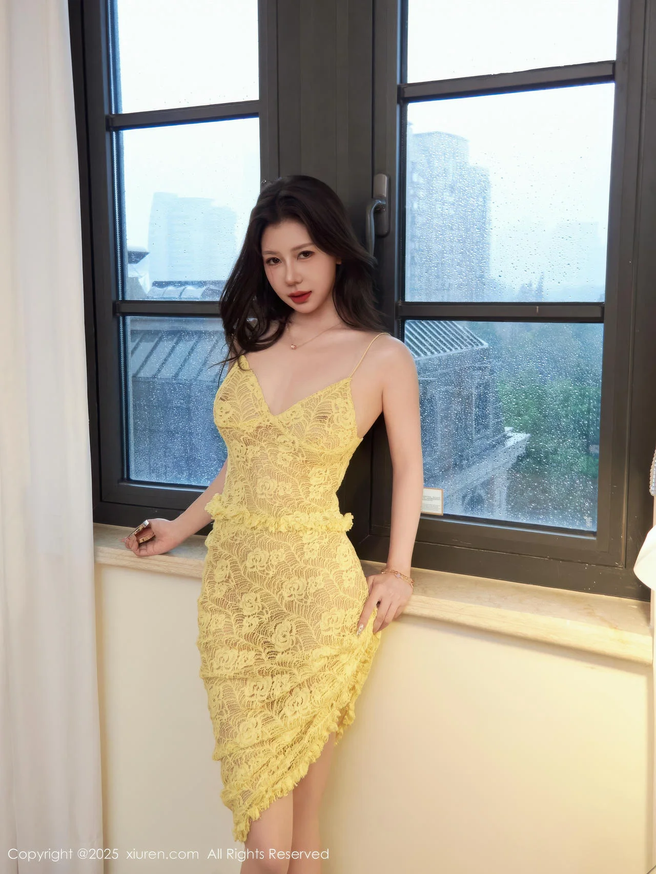 [[XiuRen秀人网]秀人网]No.10879_模特尹甜甜sunny性感淡黄蕾丝裙配超薄肉色秀完美身材诱惑写真82P