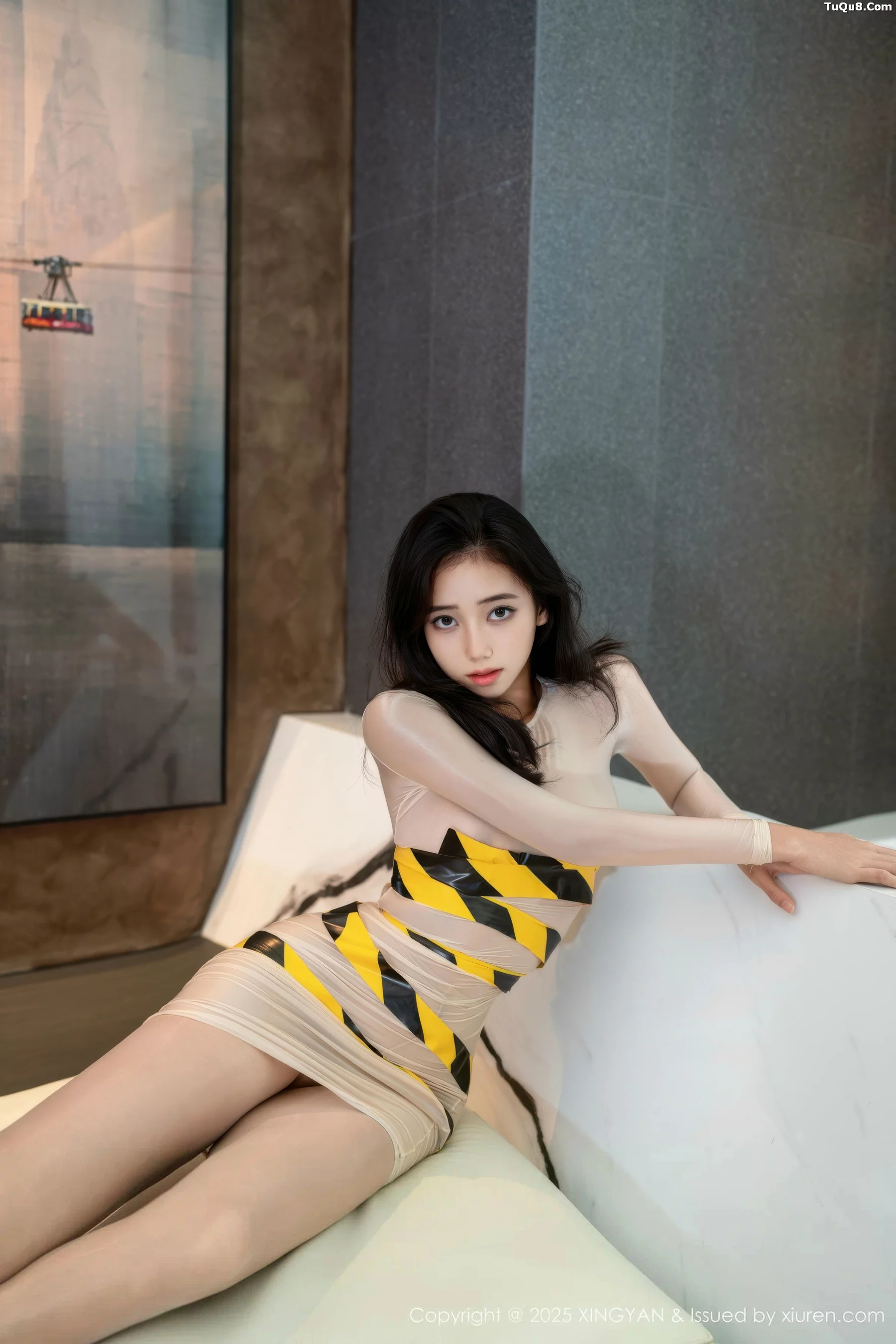 [XINGYAN星颜社]VOL.421_模特时安安性感肉色连衣短裙配超薄肉丝秀柔美身姿诱惑写真71P