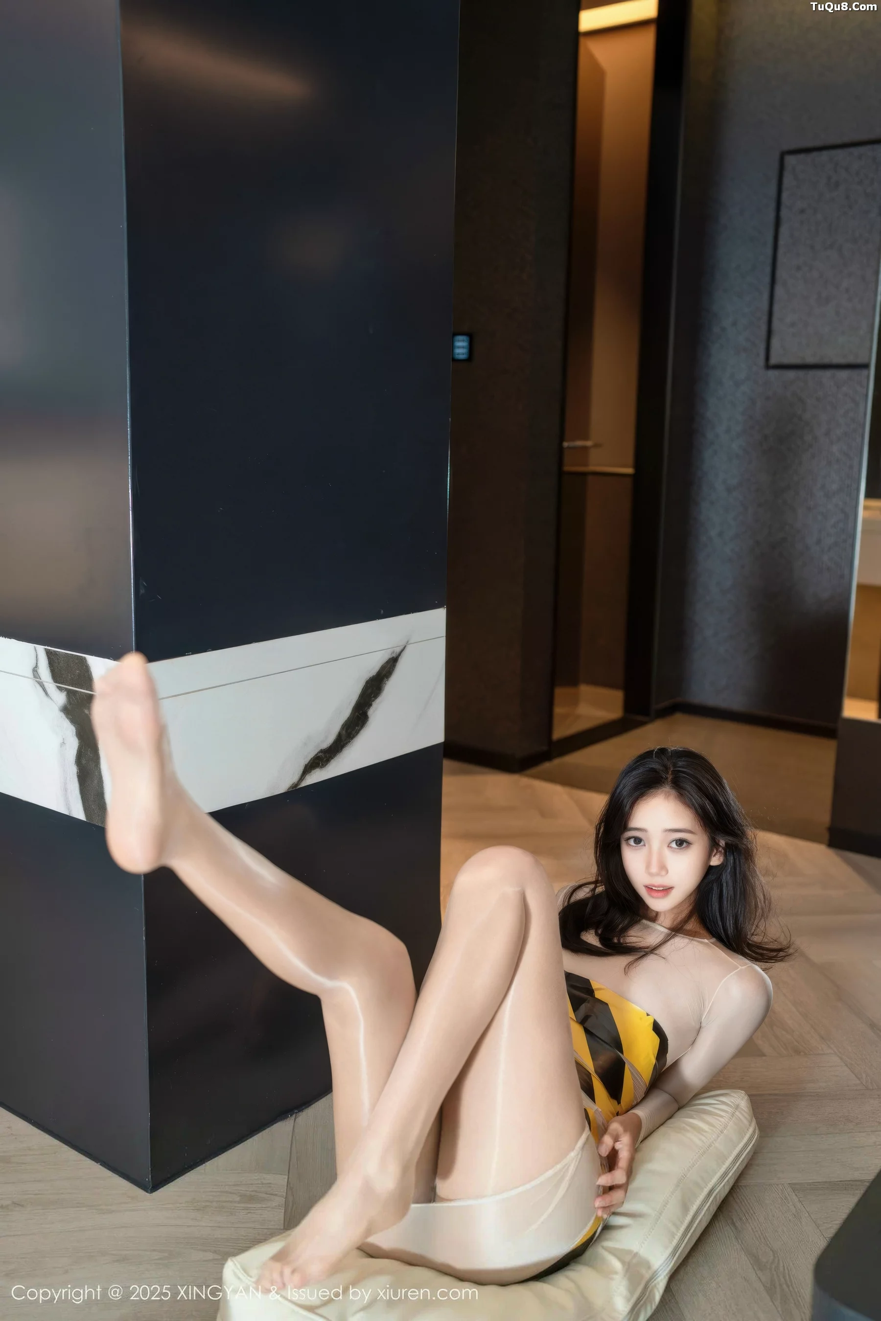 [XINGYAN星颜社]VOL.421_模特时安安性感肉色连衣短裙配超薄肉丝秀柔美身姿诱惑写真71P