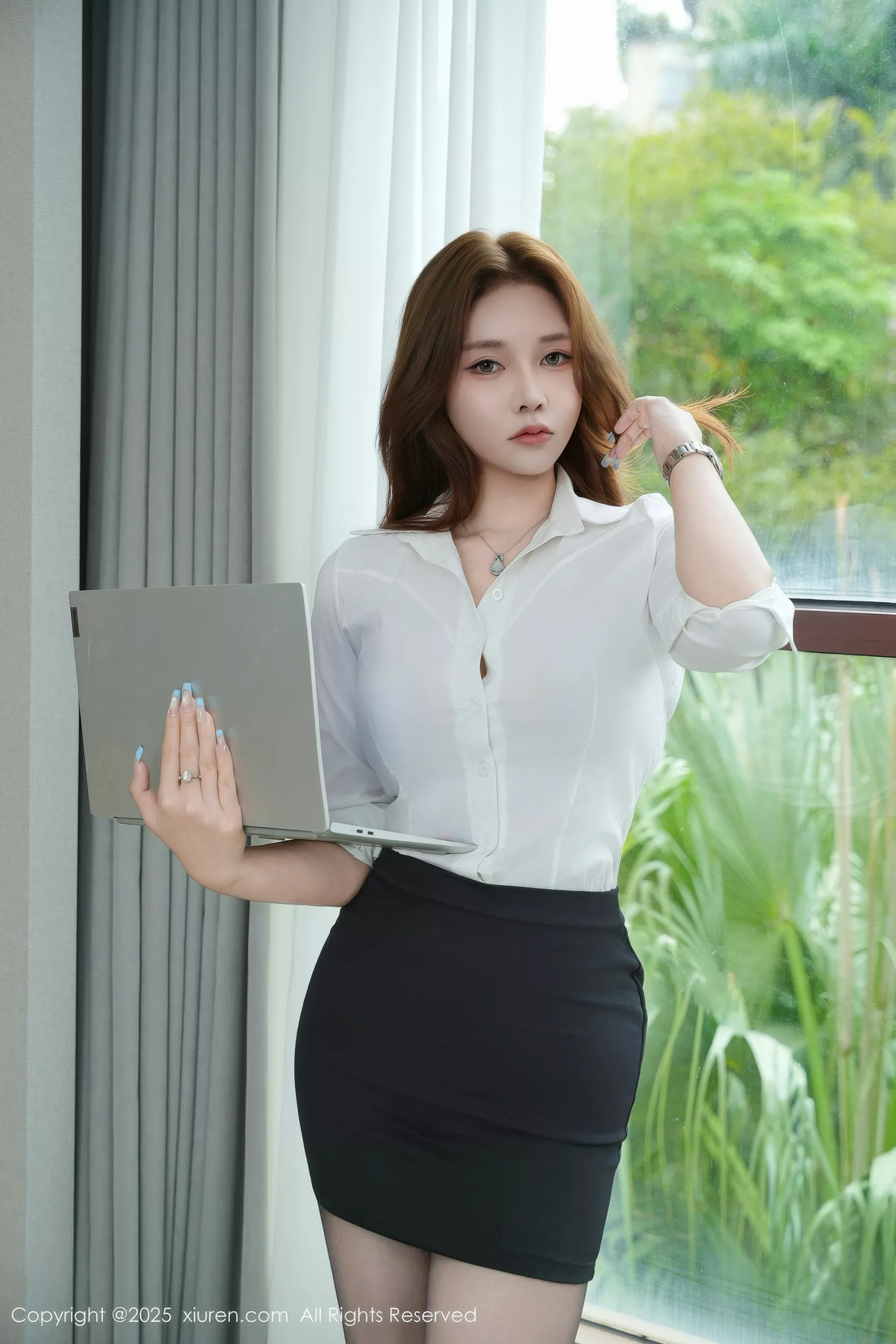 [[XiuRen秀人网]秀人网]No.10898_模特娜比性感白色衬衫配黑短裙露超薄黑丝秀凹凸身材诱惑写真90P