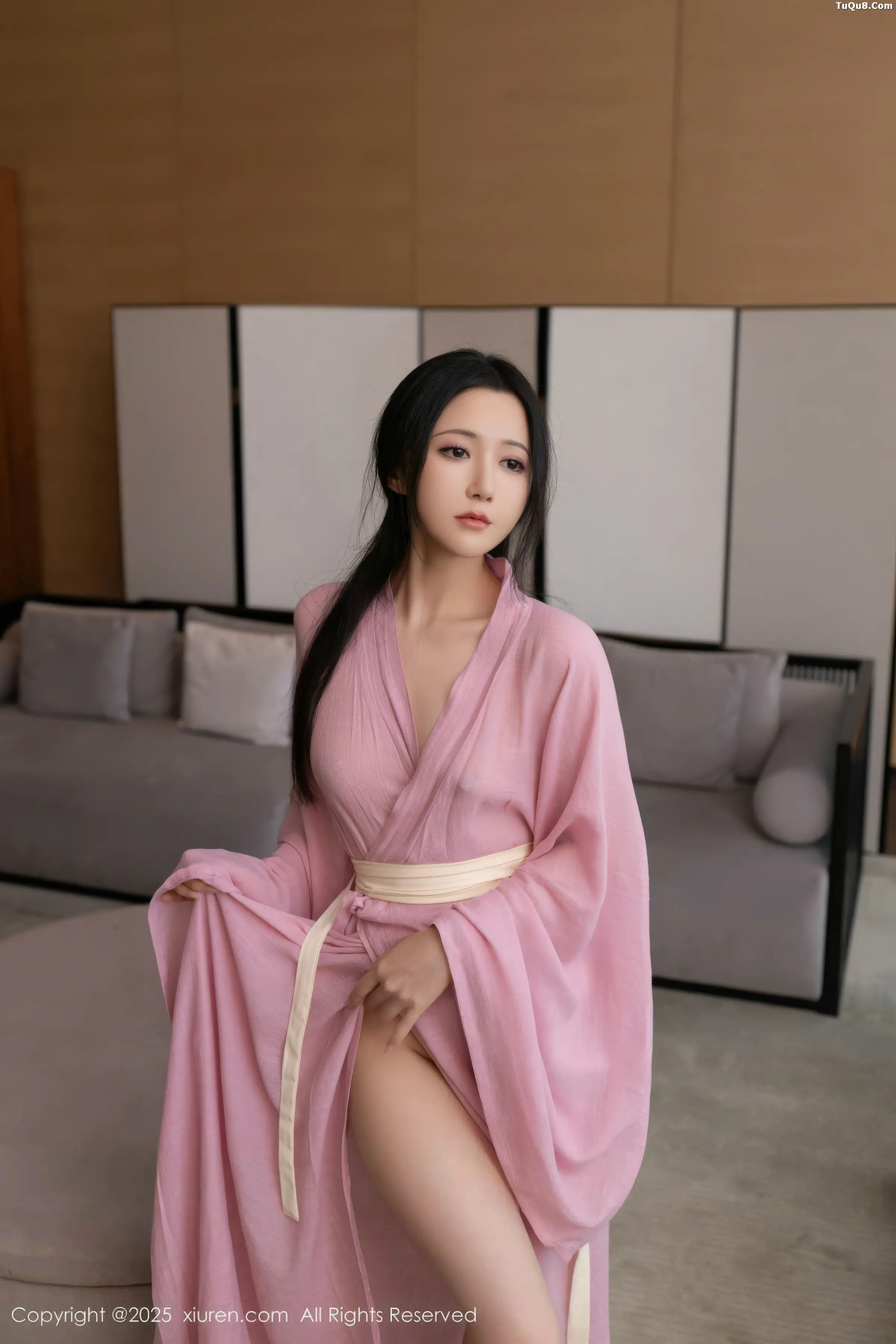 [[XiuRen秀人网]秀人网]No.11049_模特鱼子酱Fish性感粉色月影纱配超薄肉丝秀曼妙身姿诱惑写真82P