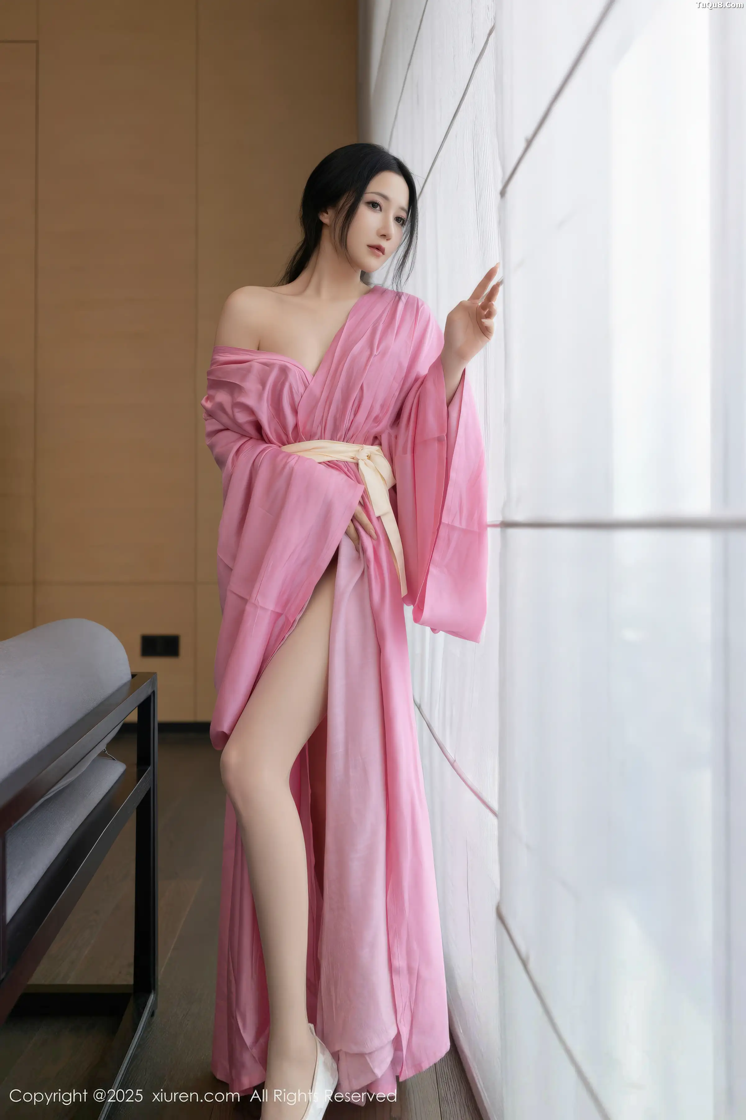 [[XiuRen秀人网]秀人网]No.11049_模特鱼子酱Fish性感粉色月影纱配超薄肉丝秀曼妙身姿诱惑写真82P