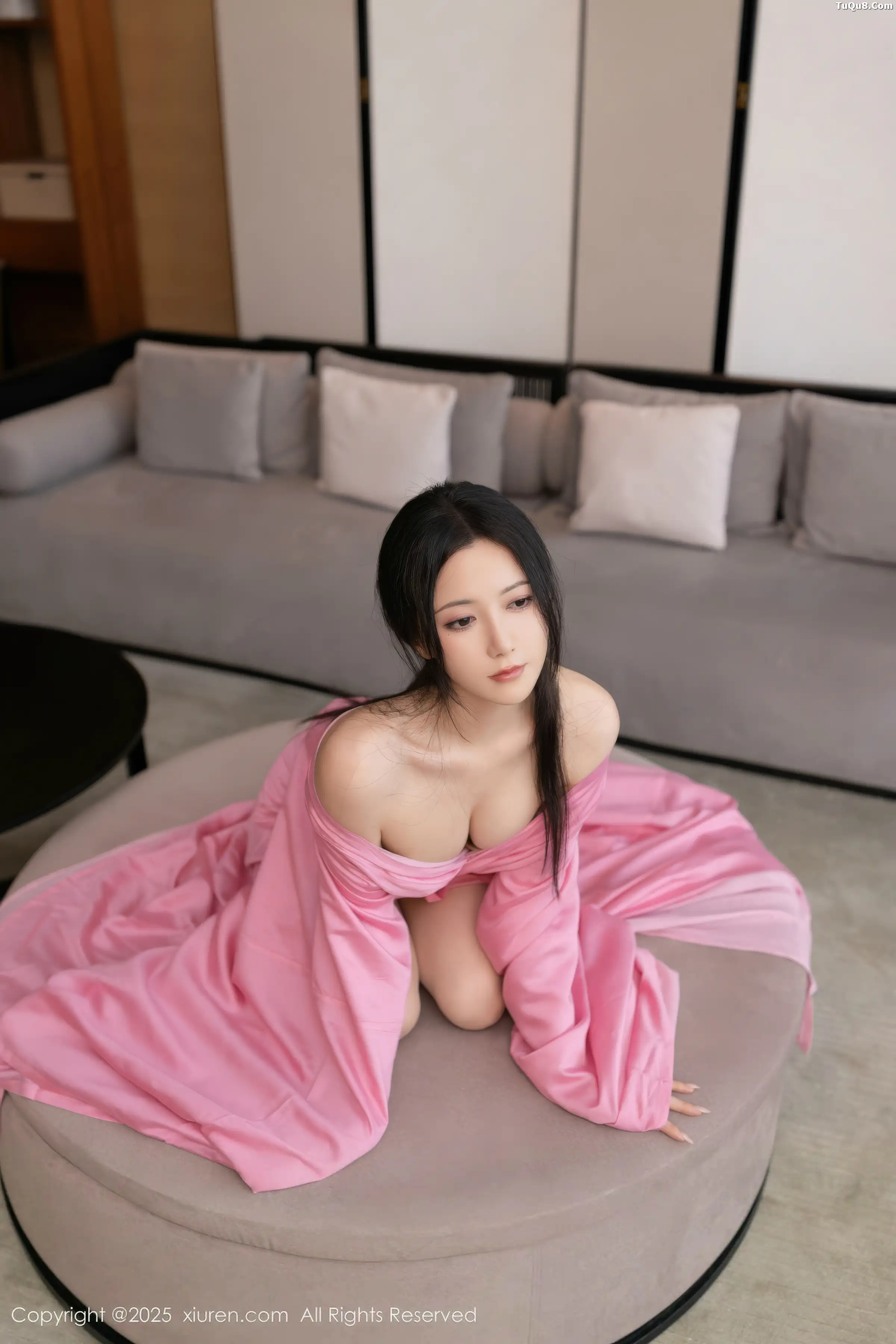 [[XiuRen秀人网]秀人网]No.11049_模特鱼子酱Fish性感粉色月影纱配超薄肉丝秀曼妙身姿诱惑写真82P