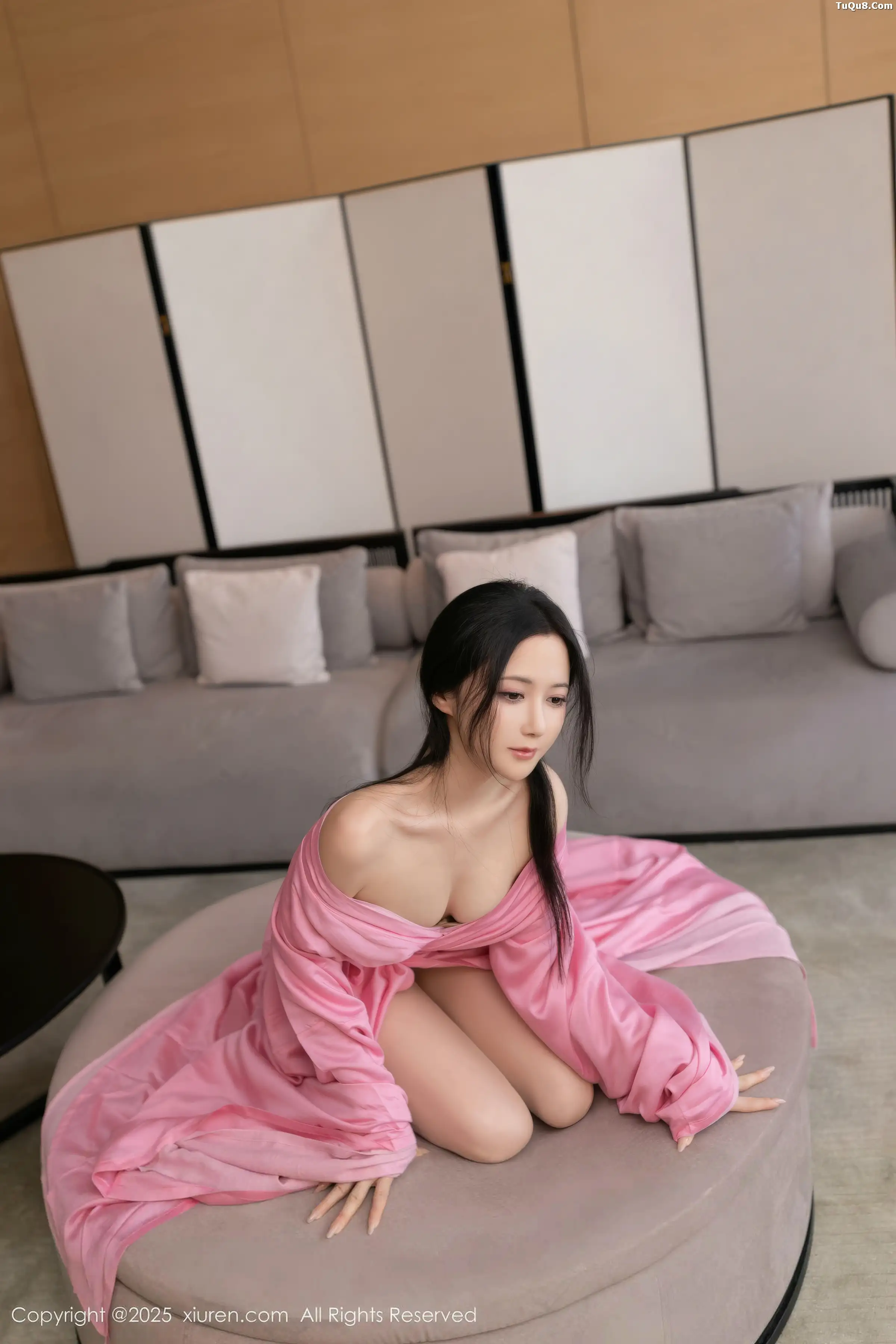 [[XiuRen秀人网]秀人网]No.11049_模特鱼子酱Fish性感粉色月影纱配超薄肉丝秀曼妙身姿诱惑写真82P