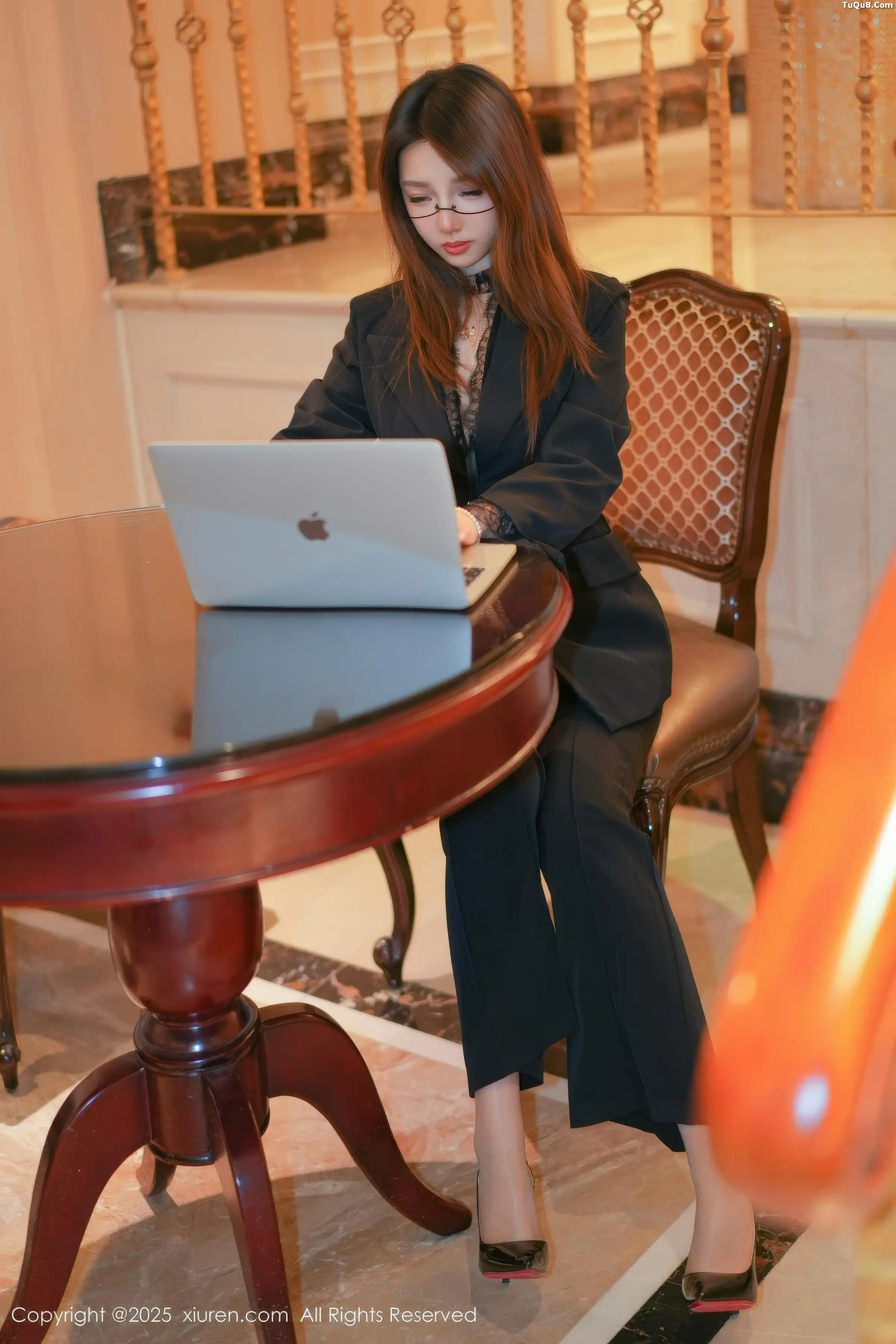 [[XiuRen秀人网]秀人网]No.11007_模特Twins-夭夭性感西服露豹纹内衣配闪亮黑丝秀曼妙身姿诱惑写真82P