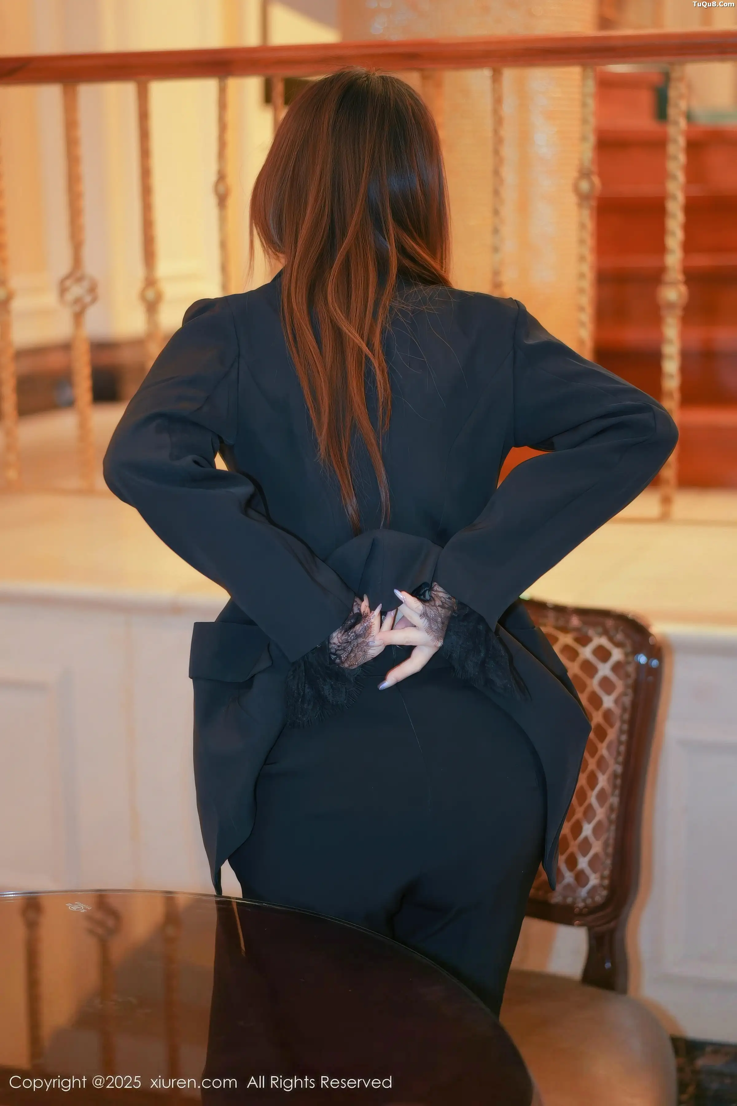 [[XiuRen秀人网]秀人网]No.11007_模特Twins-夭夭性感西服露豹纹内衣配闪亮黑丝秀曼妙身姿诱惑写真82P