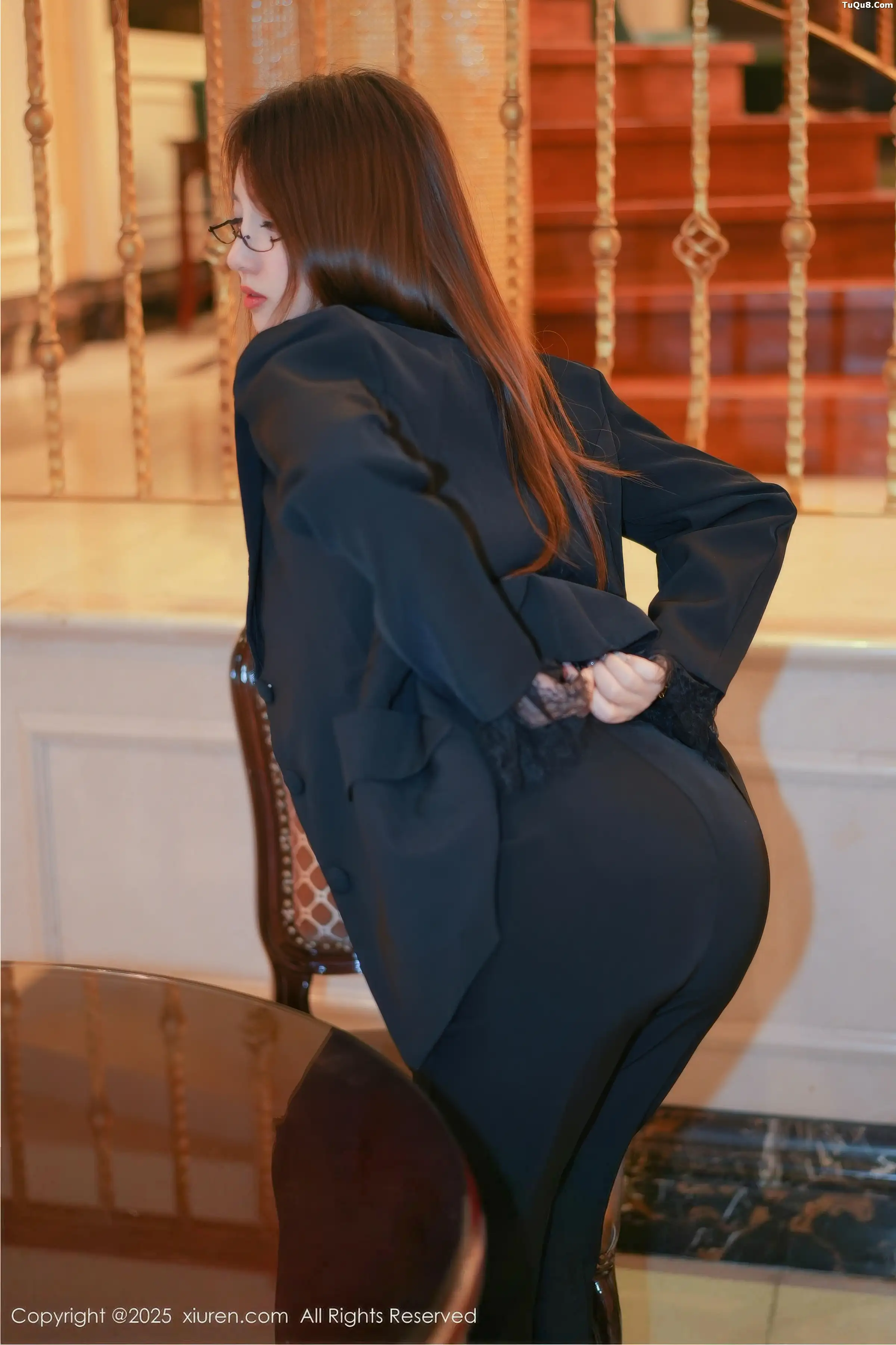 [[XiuRen秀人网]秀人网]No.11007_模特Twins-夭夭性感西服露豹纹内衣配闪亮黑丝秀曼妙身姿诱惑写真82P