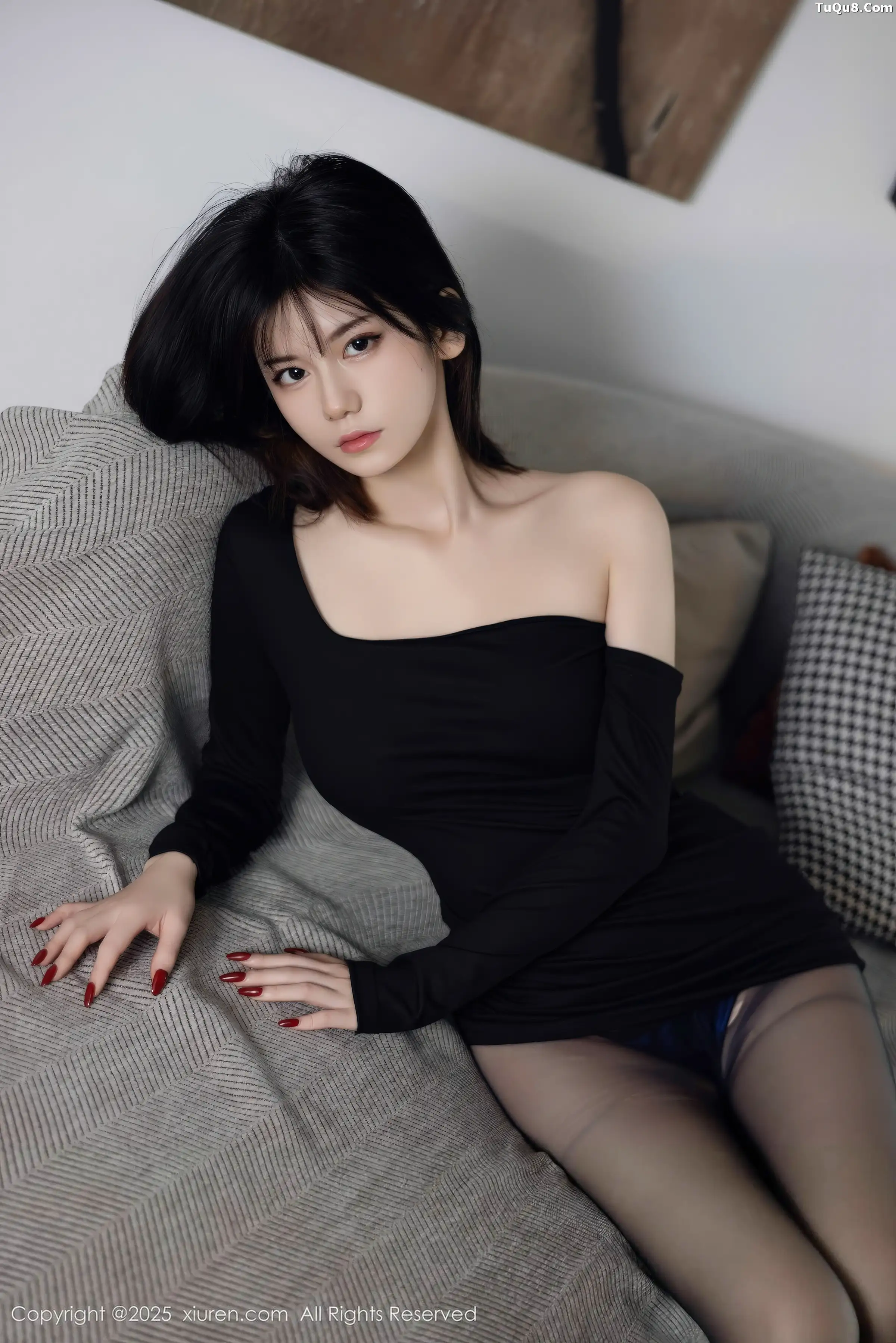 [[XiuRen秀人网]秀人网]No.11105_模特凌七七性感黑色连衣短裙配超薄黑丝秀曼妙身材迷人诱惑写真100P